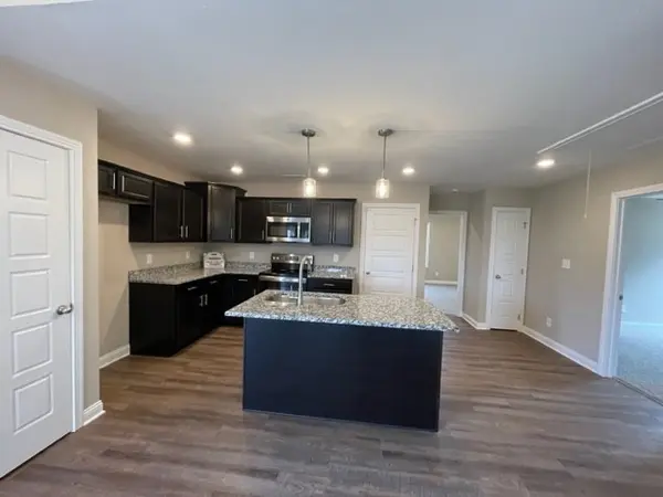 501 Lucky Ln, Clarksville, TN 37042