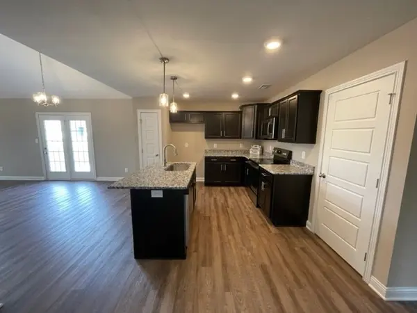501 Lucky Ln, Clarksville, TN 37042