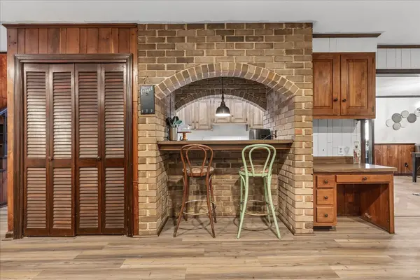1505 Brentwood Dr, Athens, TN 37303
