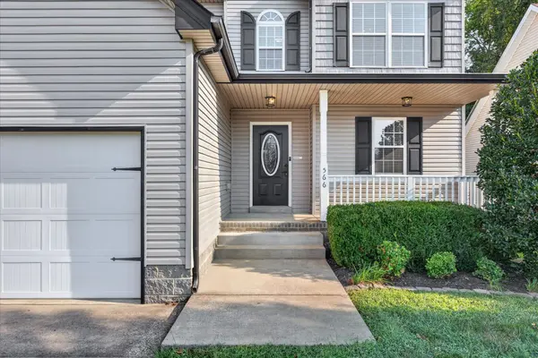 566 Falkland Circle, Clarksville, TN 37042