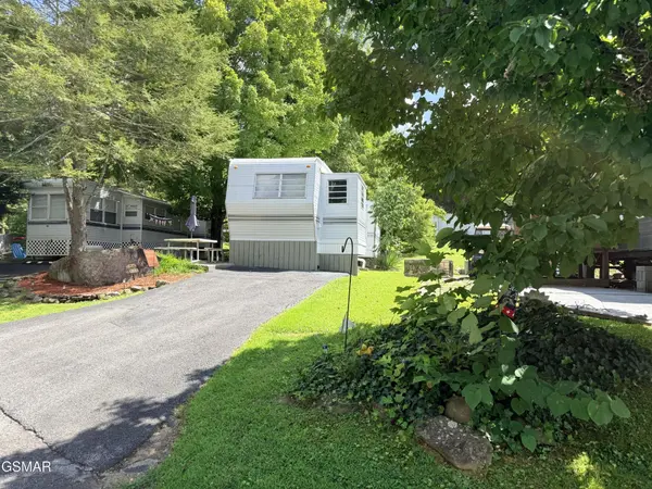 4229 E Parkway, Gatlinburg, TN 37738