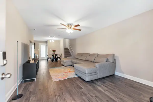 1307 Hugh Hunter Rd, Oak Grove, KY 42262