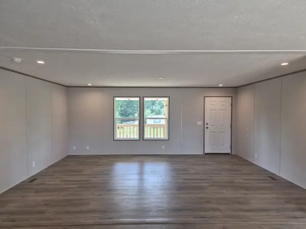 2153 Jefferson Rd, Smithville, TN 37166