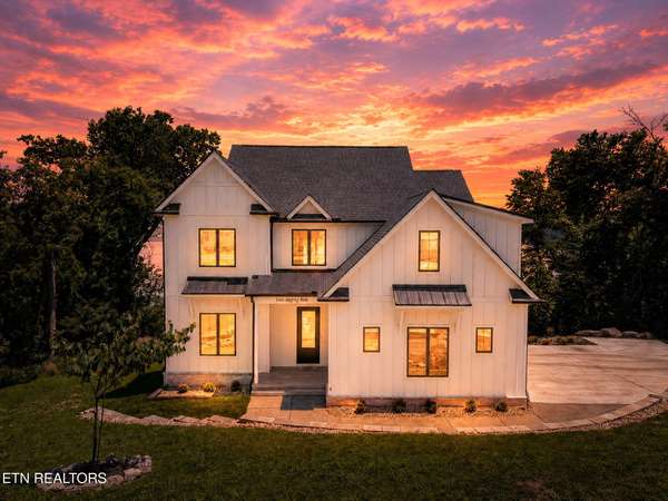 285 E Shore Drive, Rockwood, TN 37854