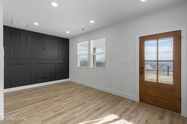 1111 Virginia Ave, Knoxville, TN 37921