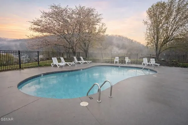 102 Baskins Creek Bypass #UNIT 304, Gatlinburg, TN 37738