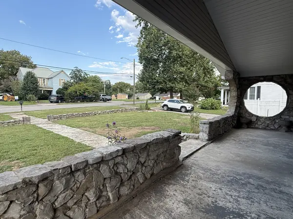 206 S Jefferson St, Tullahoma, TN 37388