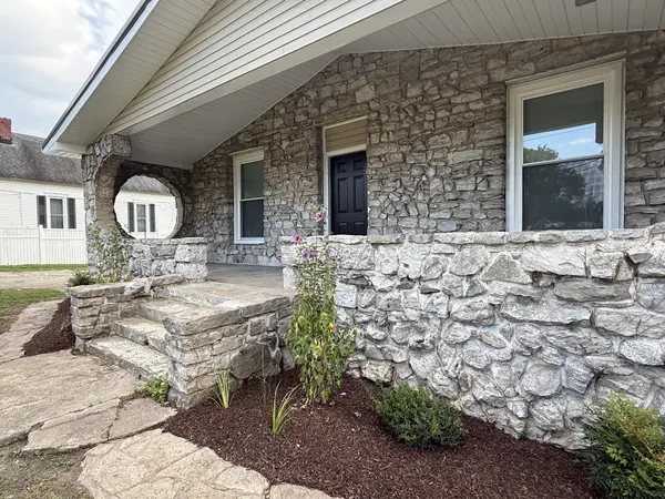 206 S Jefferson St, Tullahoma, TN 37388