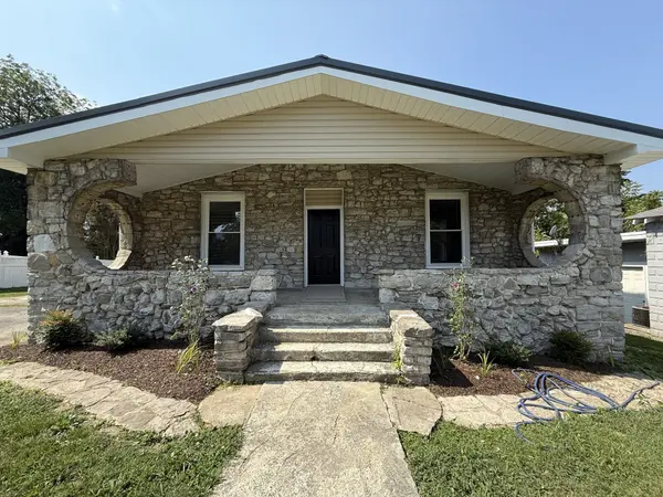 206 S Jefferson St, Tullahoma, TN 37388