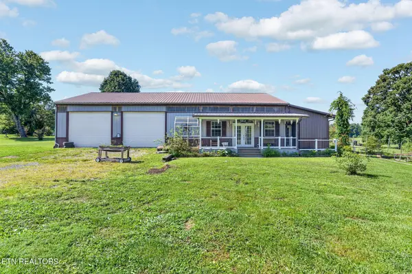 1024 Fira Ashburn Rd, Monterey, TN 38574