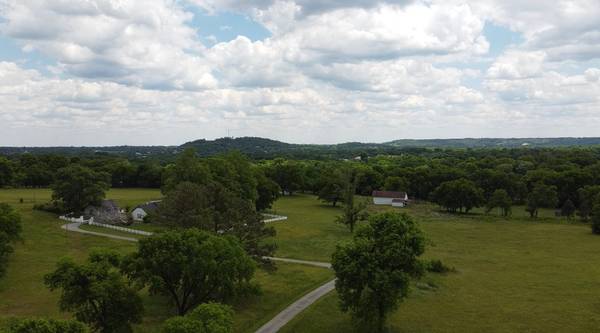 6218 Cayce Ln, Columbia, TN 38401