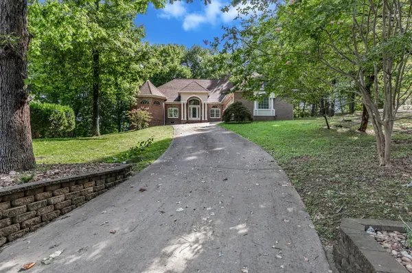 345 King Ridge Dr #NW, Cleveland, TN 37312