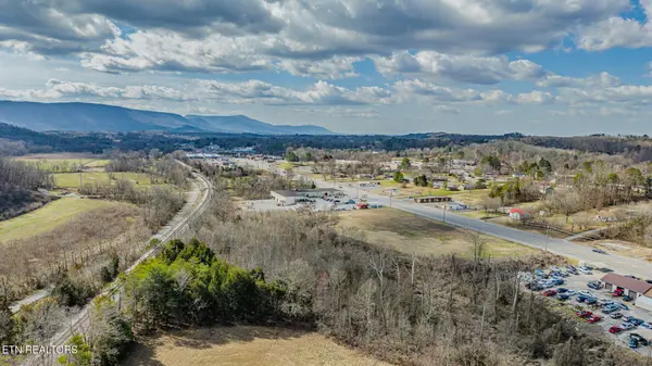1229 U.S. 411, Etowah, TN 37331