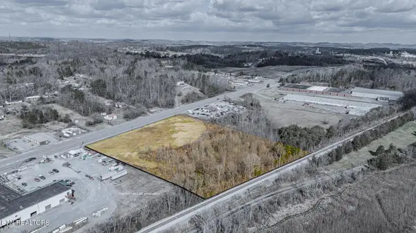 1229 U.S. 411, Etowah, TN 37331