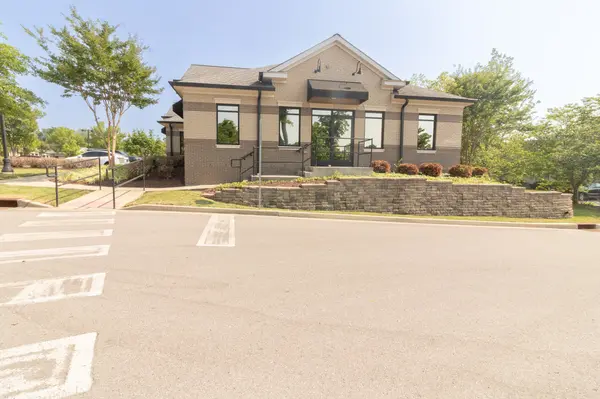 174 Saundersville Rd, Hendersonville, TN 37075