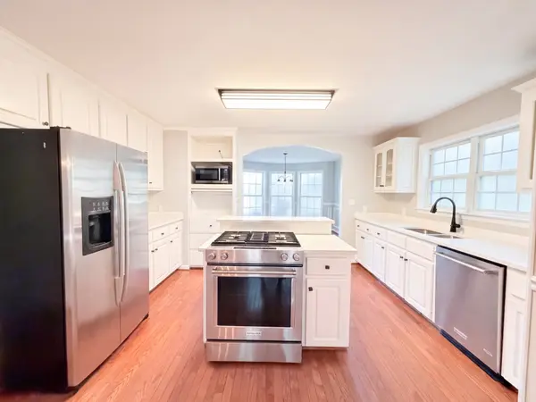 608 Beechtree Ct, Burns, TN 37029
