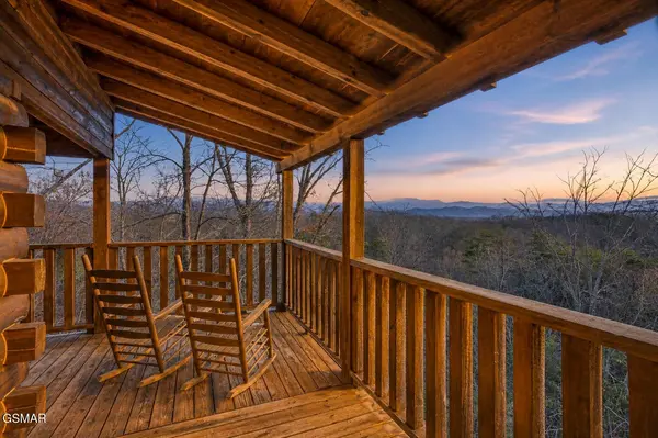 2022 Oakmont Drive, Sevierville, TN 37876