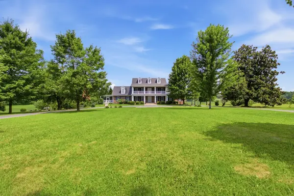 444 Old Pond Lane, Dickson, TN 37055