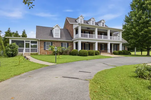 444 Old Pond Lane, Dickson, TN 37055