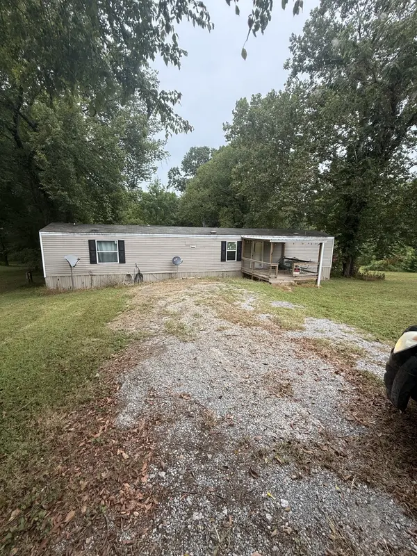295 Forest Cir, Cadiz, KY 42211
