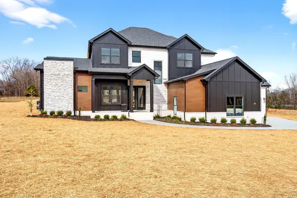 1 Scotts Chapel Road, Cumberland City, TN 37050