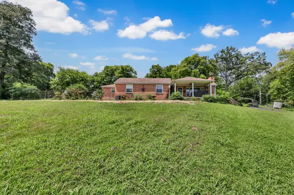 1436 River Rd, Clarksville, TN 37040