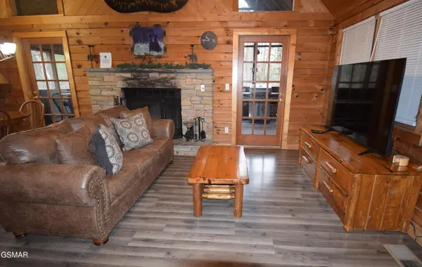 1502 Ridgecrest Drive, Sevierville, TN 37876