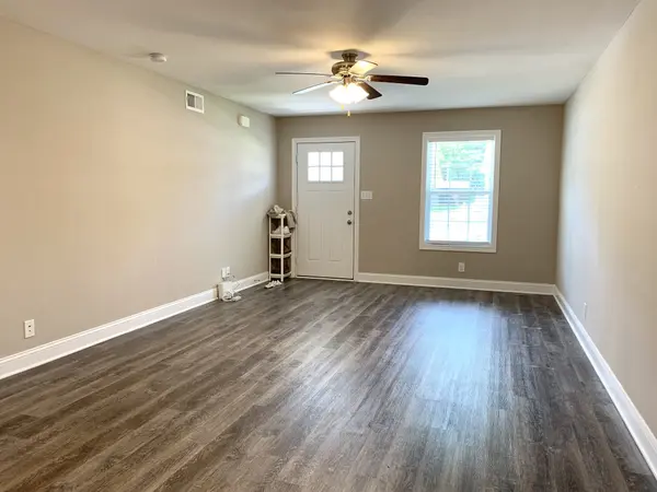 886 Lutz Ln, Clarksville, TN 37042