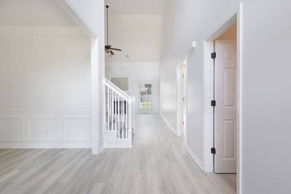 100 Strathmore Ct, Hendersonville, TN 37075