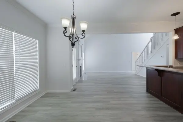 100 Strathmore Ct, Hendersonville, TN 37075