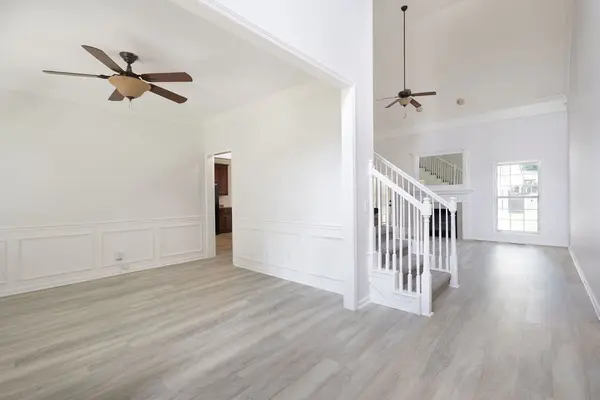 100 Strathmore Ct, Hendersonville, TN 37075