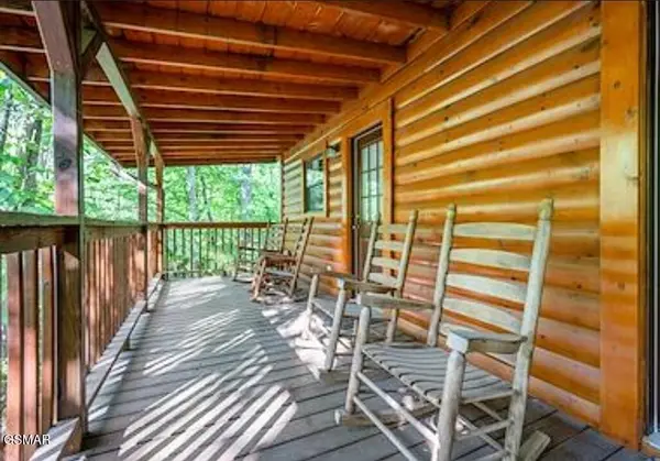 2230 Cove Creek Drive, Sevierville, TN 37862