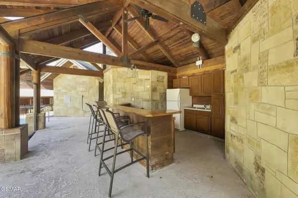 818 Golf View Boulevard #UNIT 1401, Pigeon Forge, TN 37863
