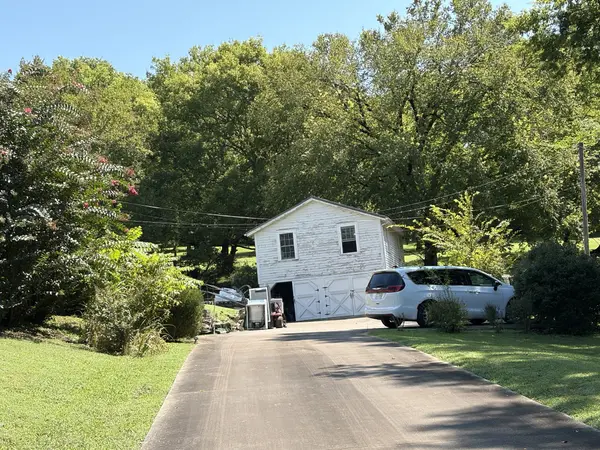 115 Sunset Dr, Pulaski, TN 38478