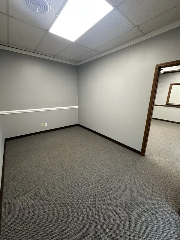 1805 N Jackson St, Tullahoma, TN 37388
