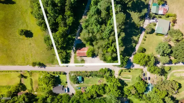463 Lovers Lane, Townsend, TN 37882