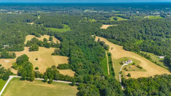 2313 Little Bartons Creek Rd, Cumberland Furnace, TN 37051