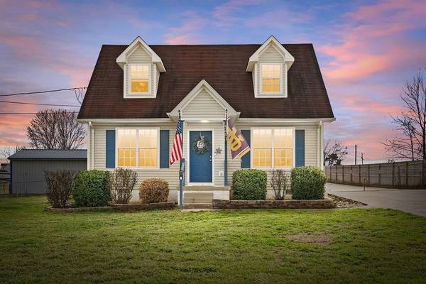 5483 Roaring Springs Rd, Cadiz, KY 42211