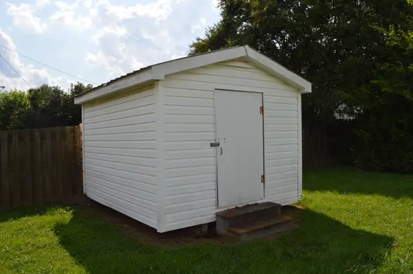 601 Johnson St, Manchester, TN 37355