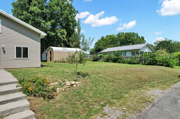 115 County Road 497, Etowah, TN 37331