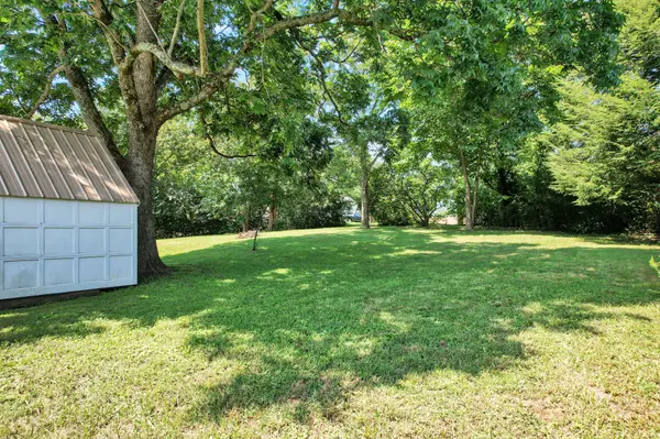 115 County Road 497, Etowah, TN 37331