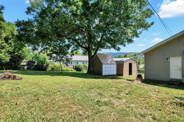 115 County Road 497, Etowah, TN 37331