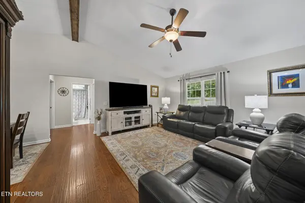 615 Apoka Lane, Crossville, TN 38572