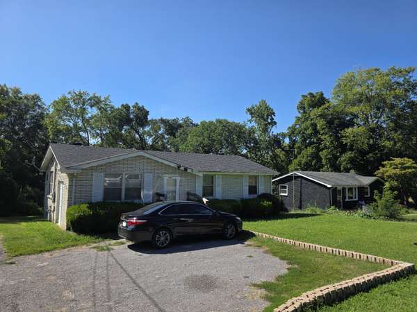 7009 Bonnafair Dr, Hermitage, TN 37076