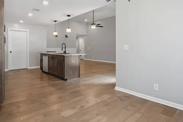 732 Jodine Ann Drive, Clarksville, TN 37043