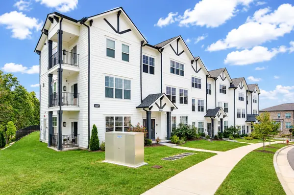 482 Portsdale Dr #6, Brentwood, TN 37027
