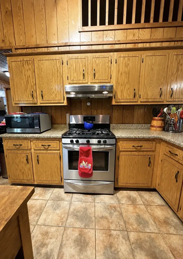 238 Apollo Dr, Bumpus Mills, TN 37028