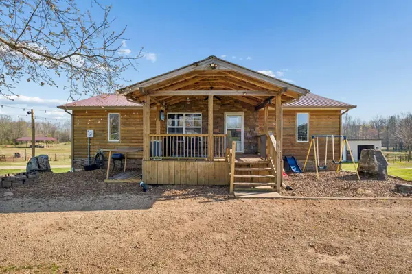 324 Laster Holman Lane, Decherd, TN 37324