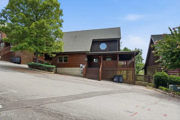 2006 Cougar Crossing Way, Sevierville, TN 37876