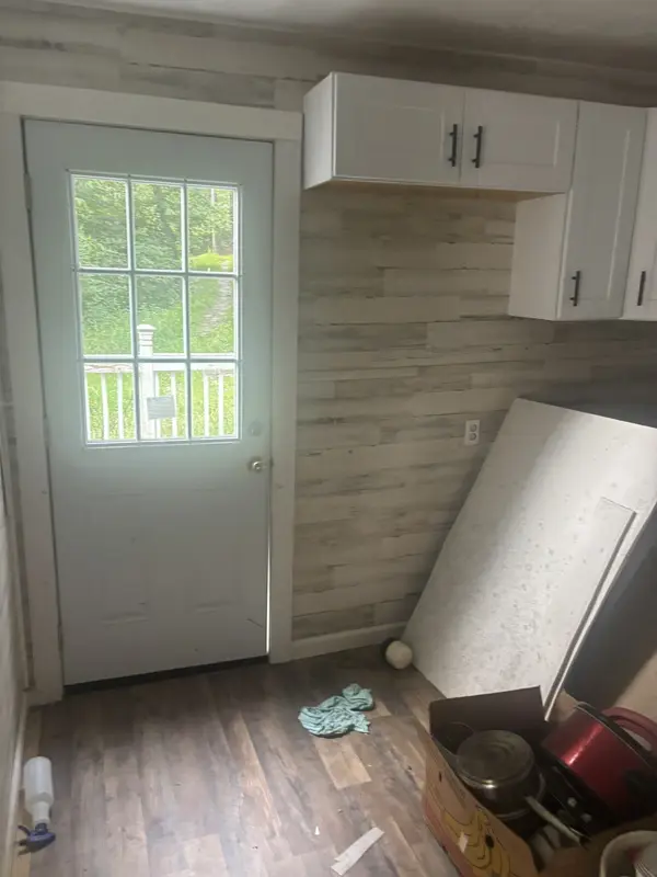 216 Collins St, Sneedville, TN 37869